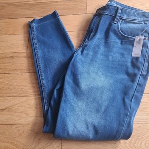 Old Navy Rockstar Super Skinny Size 12